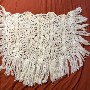 Vintage Hand Crocheted Shawl Cream Boho Fringe Wrap Cottagecore 70s Handmade